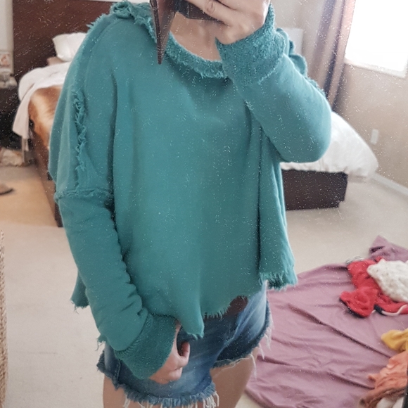 🎉Sold On Market Place🎉 - NWT Free people  Free spirit hoodie size XSmall - Picture 2 of 4